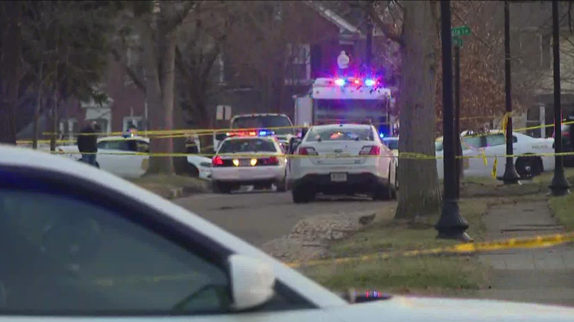 IMPD officers involved in shooting identified - Vimarsana News