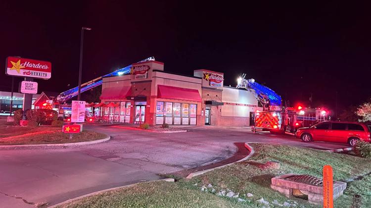 Fire breaks out in ventilation system of Hardee's restaurant in Plainfield