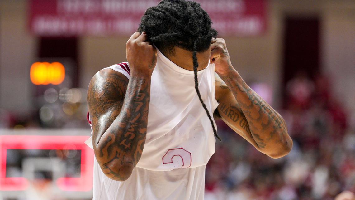 Indiana squanders 16-point lead in 83-77 loss to No. 10 Nebraska