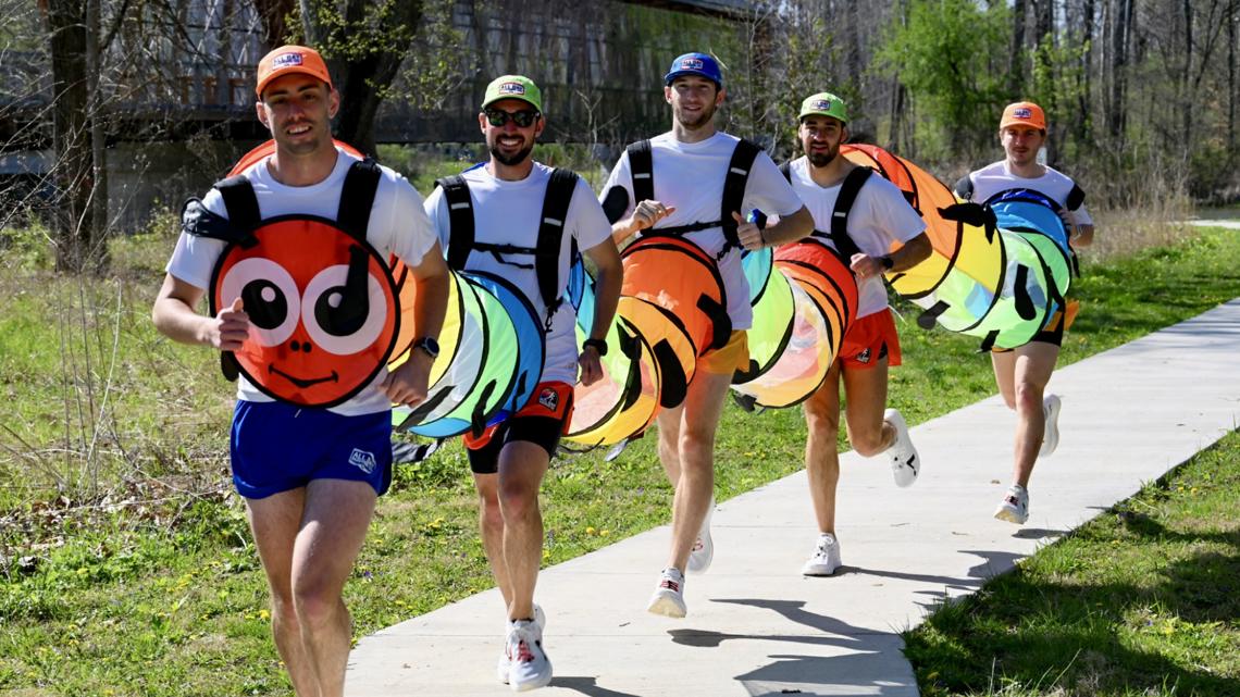 Mantan pelari lintas alam Universitas Anderson mencoba Rekor Dunia Guinness di Mini