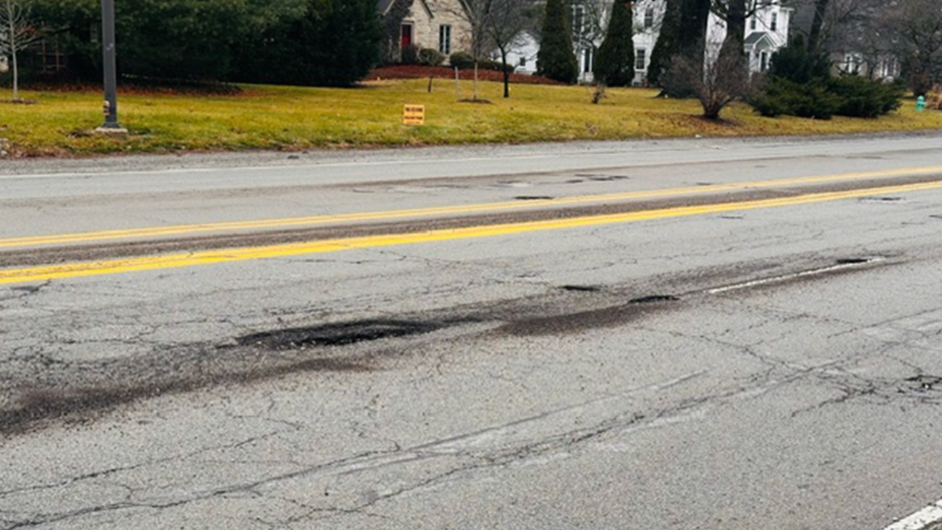 DPW tackles more than 1,000 potholes as repairs start across Indy ...