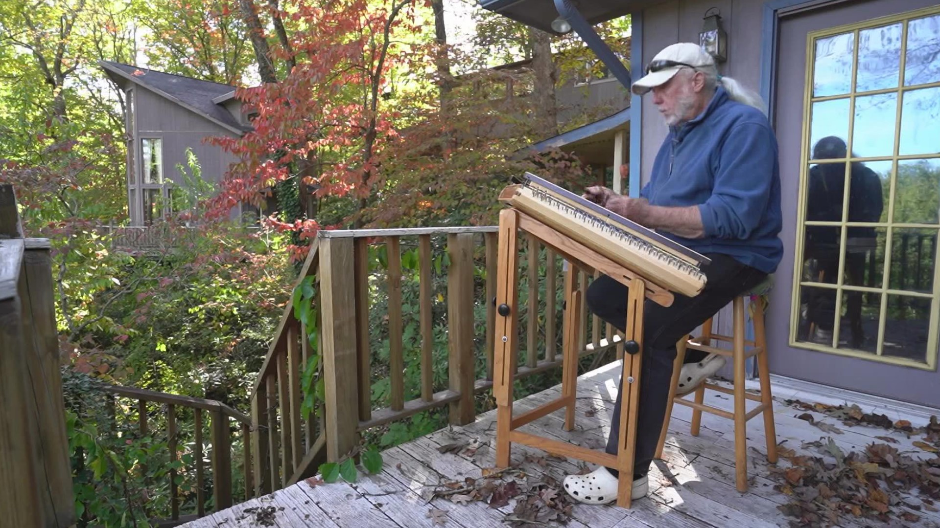 Jerry Read Smith and his assistant make six hammered dulcimers at a time with decades-old techniques that now include laser guidance.