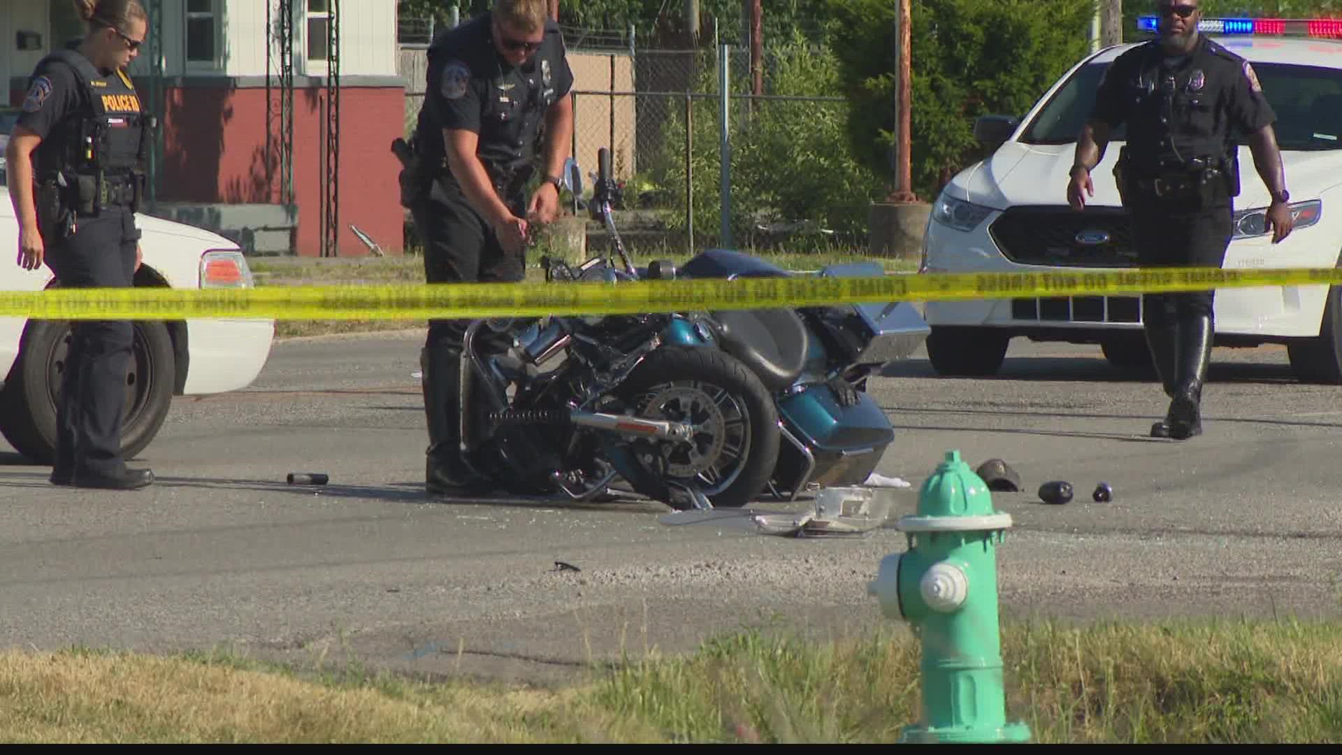It's the fourth crash in four days involving an Indiana police officer.