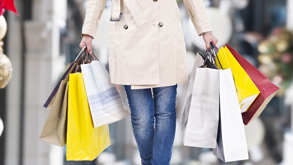 Smaller stores focus on last-minute shoppers - Vimarsana News