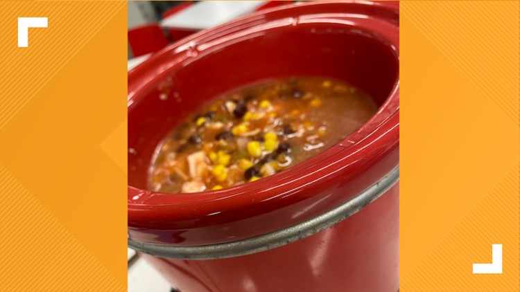 Queen of Free: Crock-Pot chili with black beans