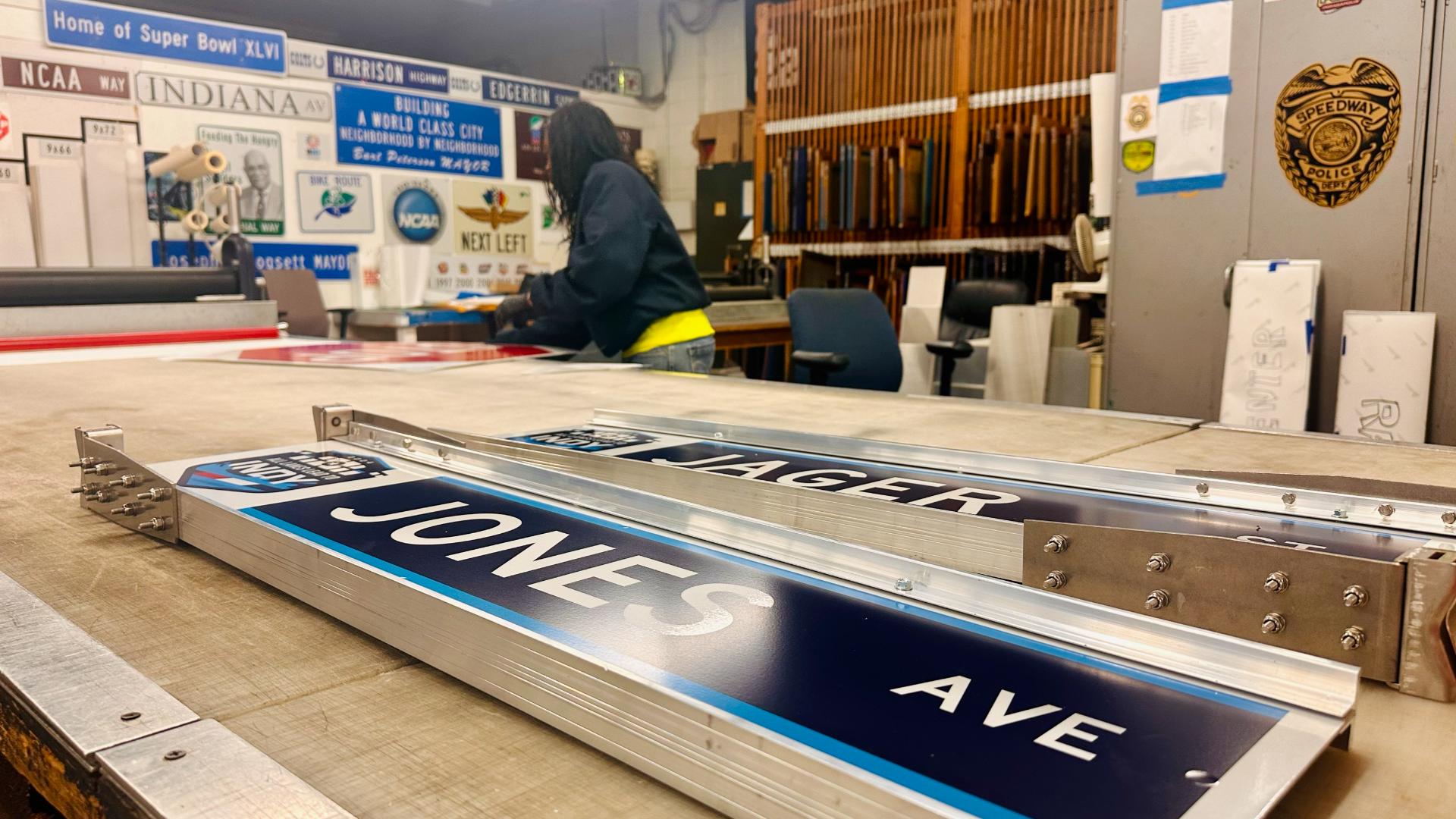 How street signs are made | wthr.com