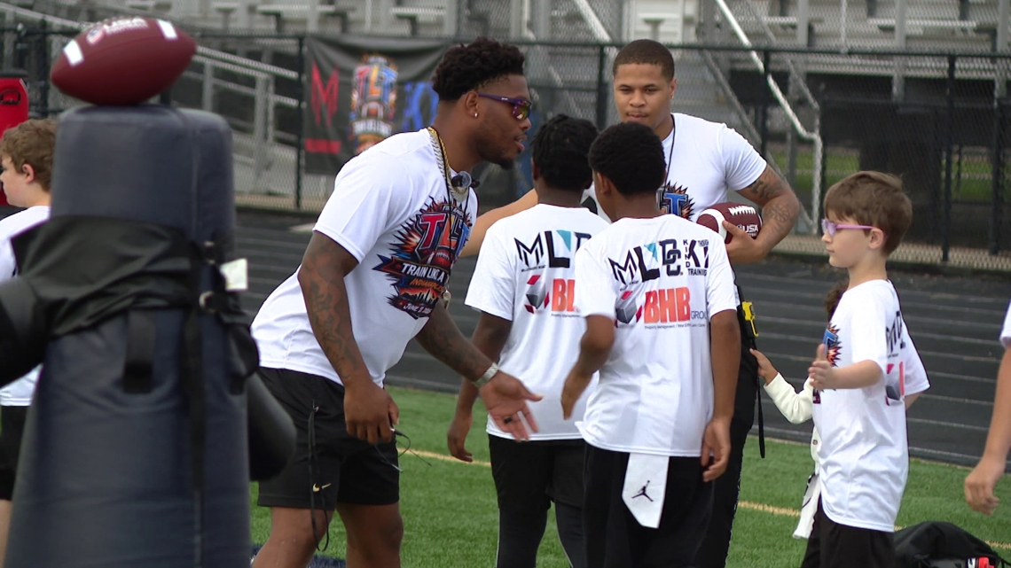 'Train Like a Tracy' camp draws hundreds of kids to Indianapolis