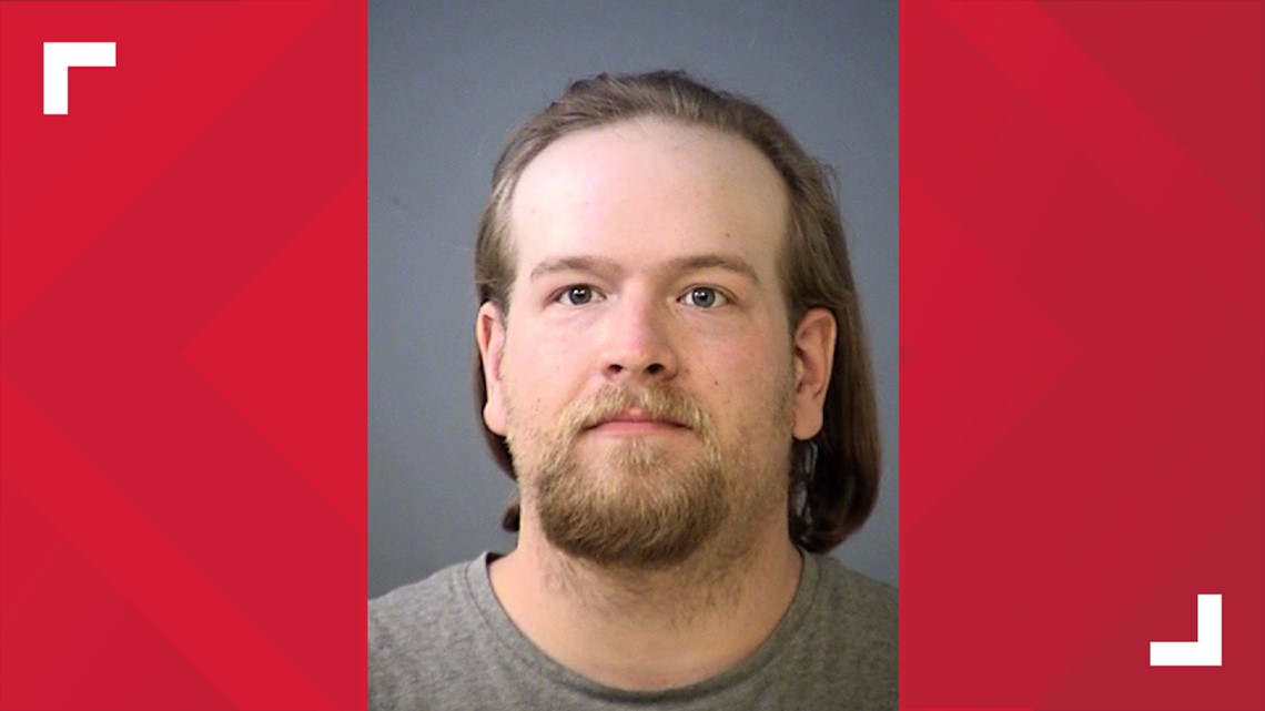 Floyds Knobs man sentenced for 2020 bank robbery spree in Indiana