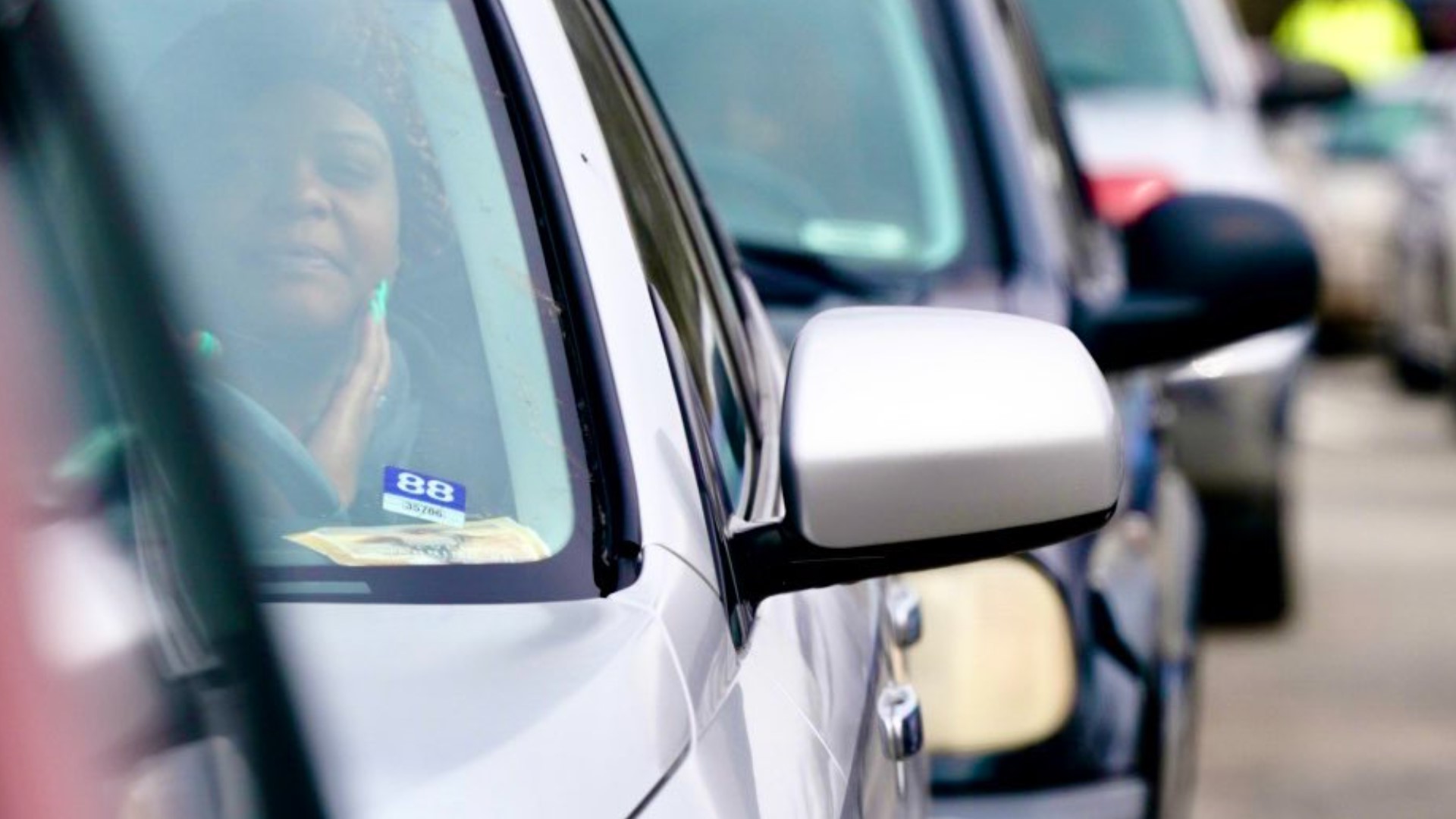 An Indianapolis church gave hundreds of drivers a reason to smile on Saturday.