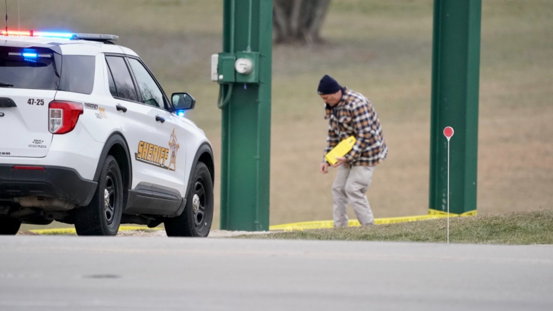 2 officers shot in Mitchell, Indiana Sunday morning | wthr.com