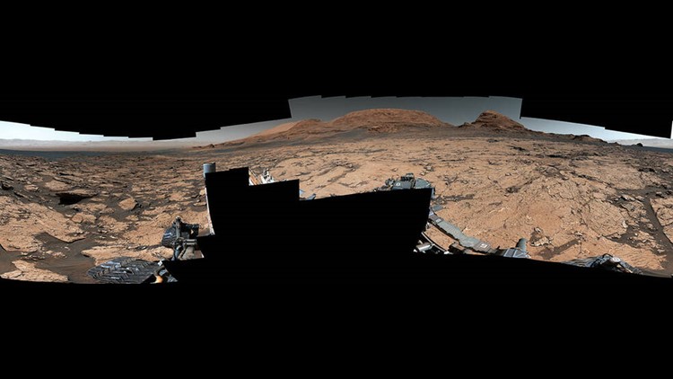 Mud Cracks on Mars Hint at Conditions That Could Have Formed Life Long Ago, Smart News