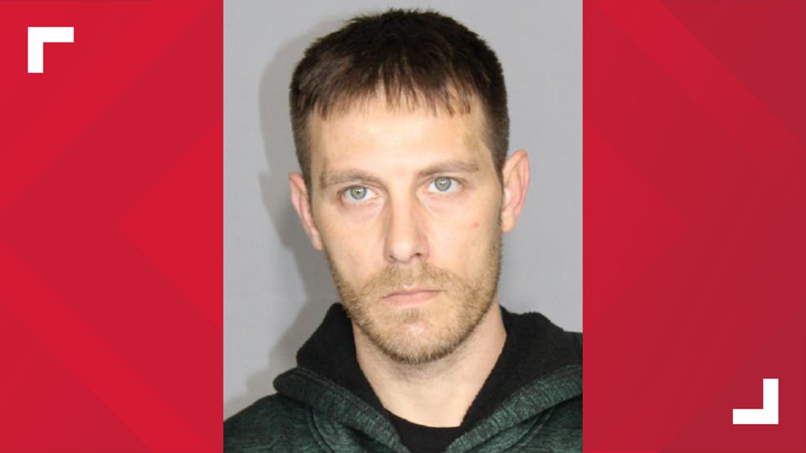 Marion County Deputies Looking For Fugitive Sex Offender