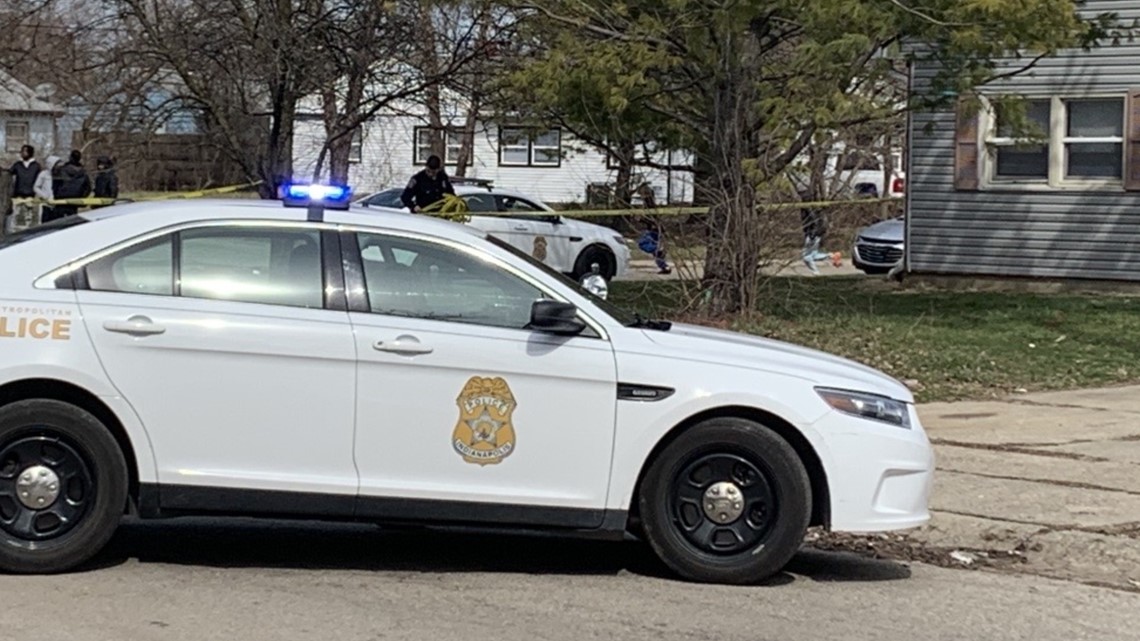 Drive-by shooting injures man on Indy's northeast side - Vimarsana News