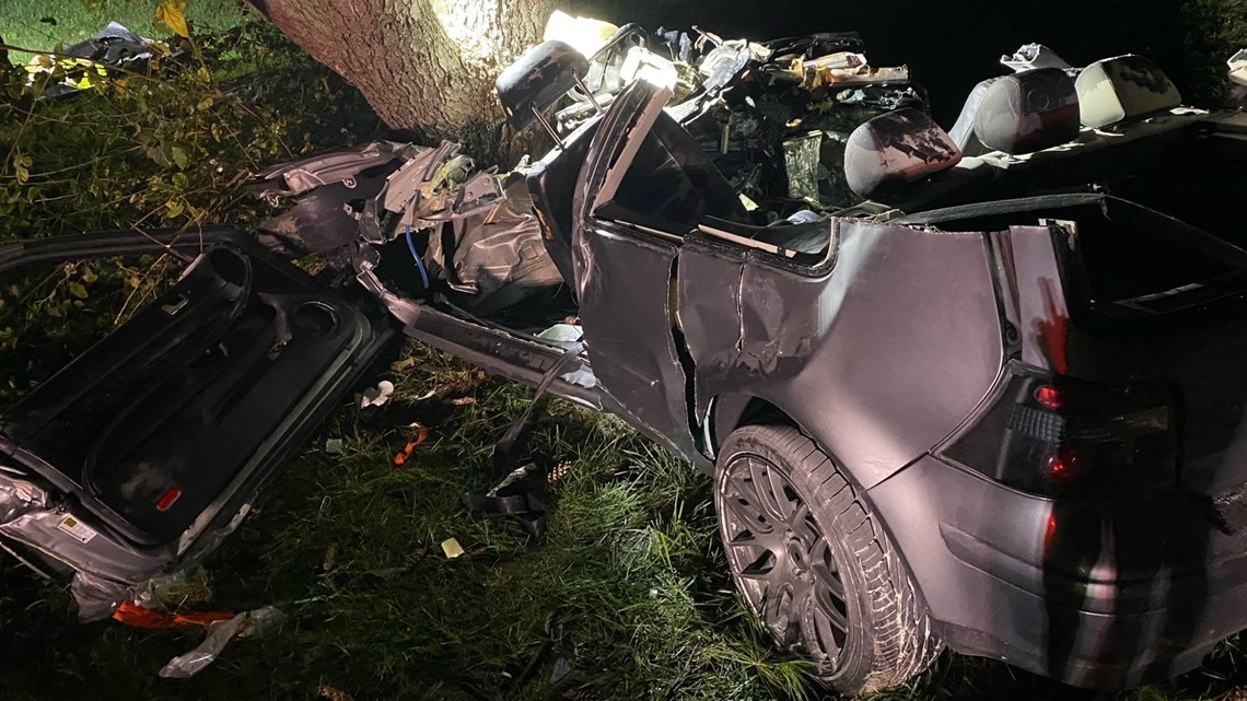 Greenwood teen killed in Johnson County crash Thursday night