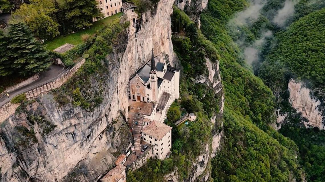 Between Heaven and Earth | Journey to Italy