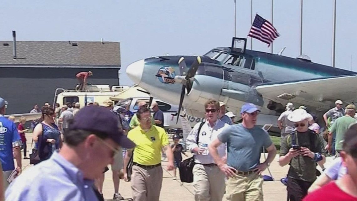 Father's Day weekend air show returns to Indy Executive Airport - Vimarsana News