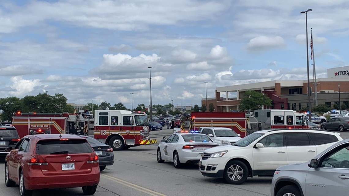 POLICE: Person shot inside Glenbrook Mall - Vimarsana News