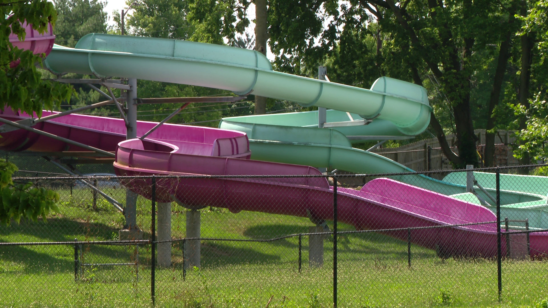 Indy Parks pools closed due to issues, city working on repairs