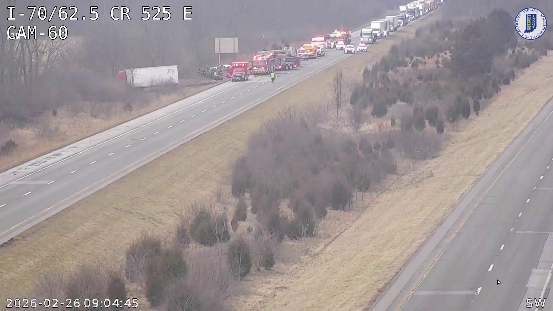 2 vehicles, 1 semi involved in crash on I-70 near Hendricks/Morgan ...