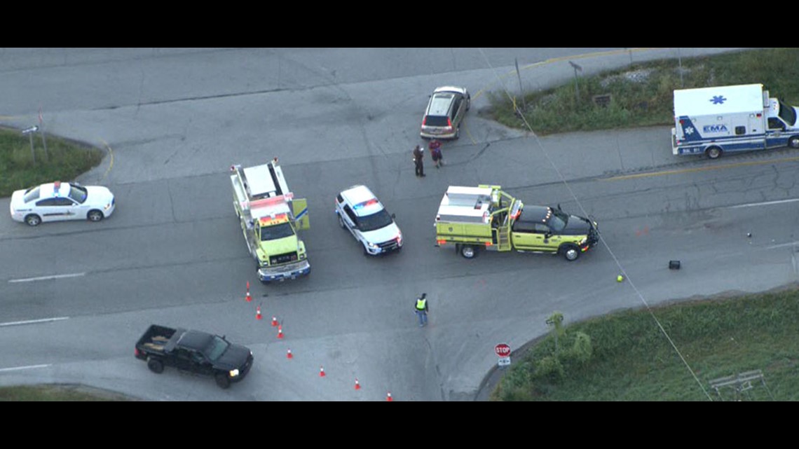 1 killed, 1 hospitalized in crash on SR37 north of Martinsville