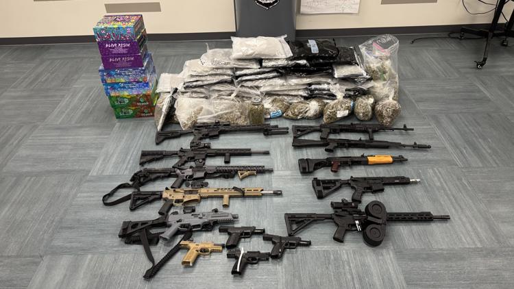 Indianapolis man arrested after police seize nearly 50 pounds of marijuana, over 400 THC carts, 14 guns, thousands in cash