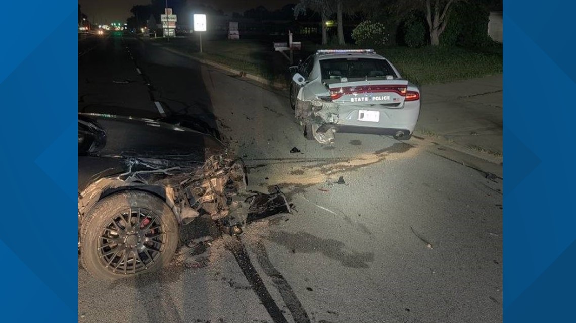 Trooper struck by suspected impaired driver in northern Indiana - Vimarsana News