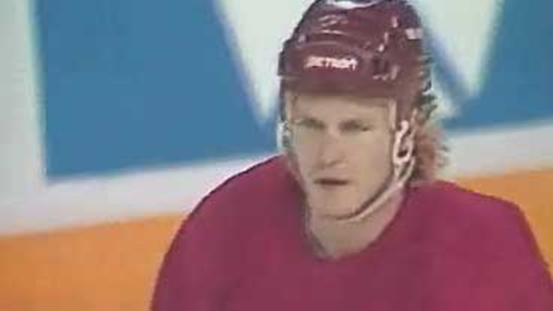 Former NHL tough guy Bob Probert dies at 45 