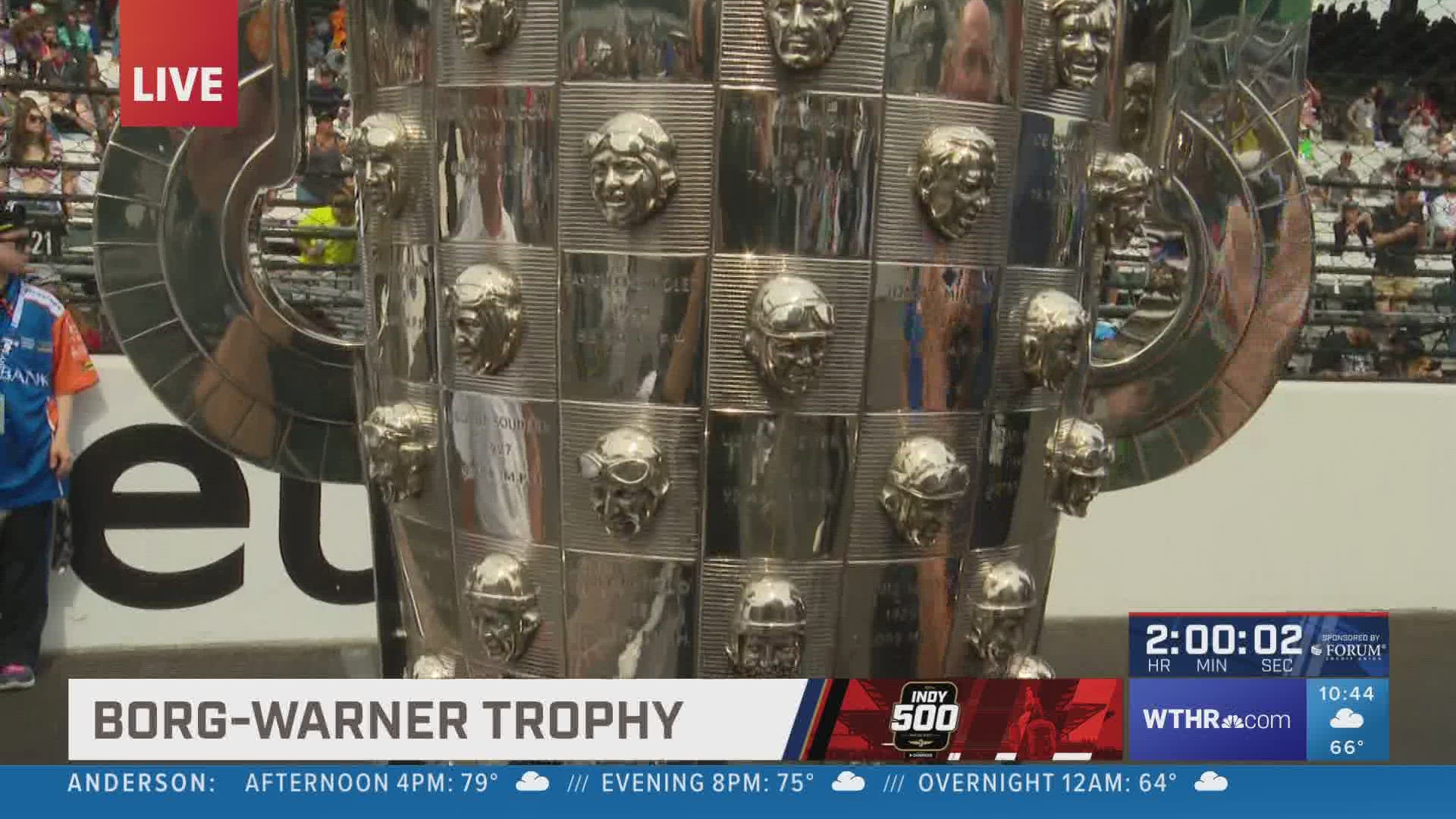 Chuck Lofton gives us an up close look at the trophy
