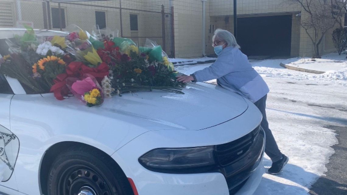 Memorials grow for Carroll County deputies killed in crash - Vimarsana News