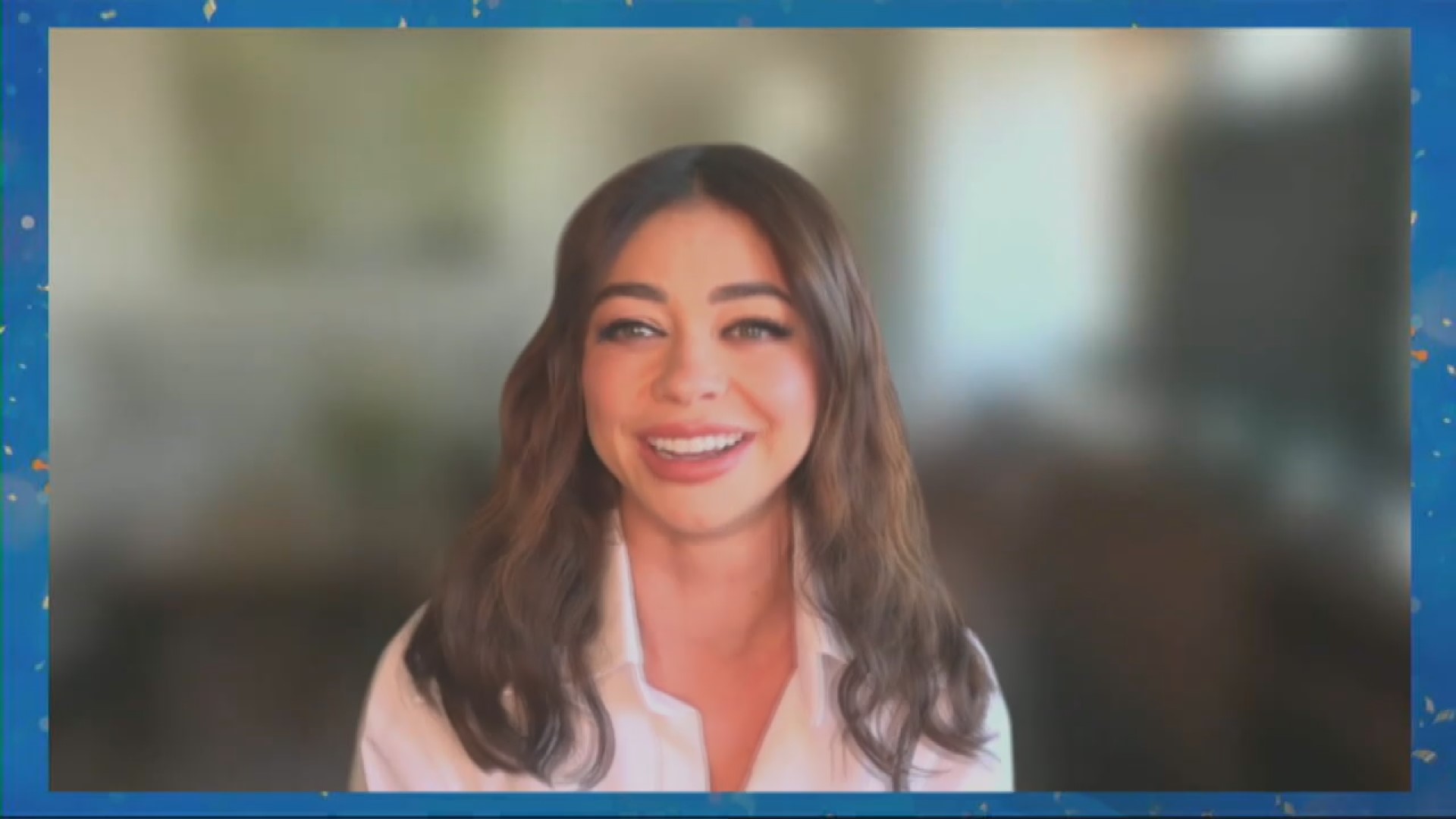 Modern Family actor Sarah Hyland talks with 13 News about her upcoming "Pitch Perfect" show and singing in the Macy's Day Parade!