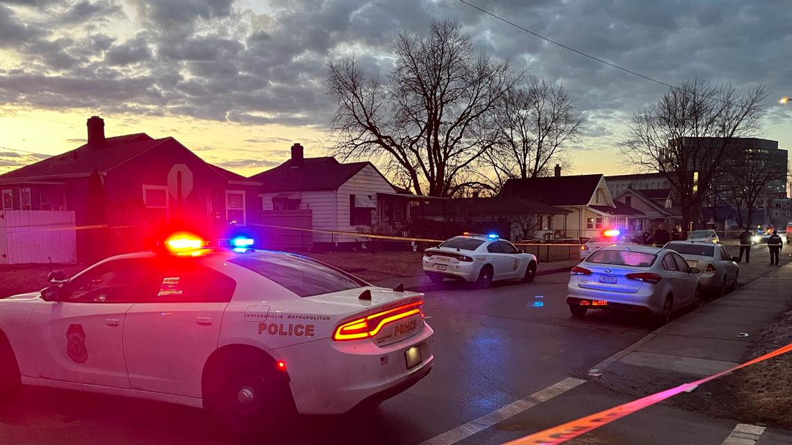 Man found shot lying in road on Indy's near east side dies moments ...