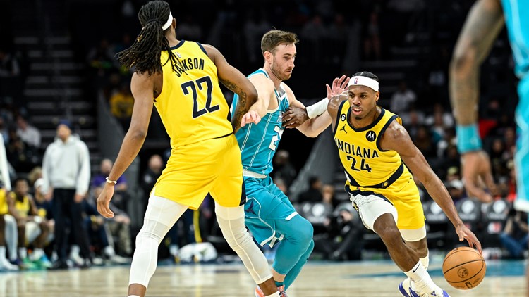 Oubre, Hornets finish strong, beat Pacers 115-109