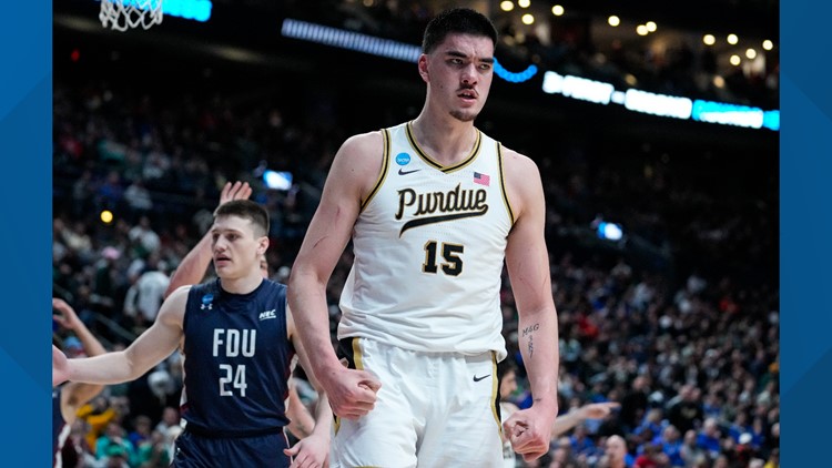 Purdue's Zach Edey a near-unanimous choice as AP men's player of the year