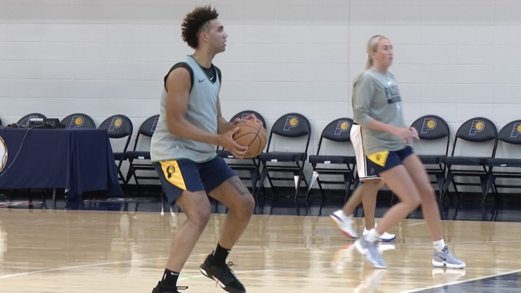 Center Grove alum, IU star Trayce Jackson-Davis works out with Pacers