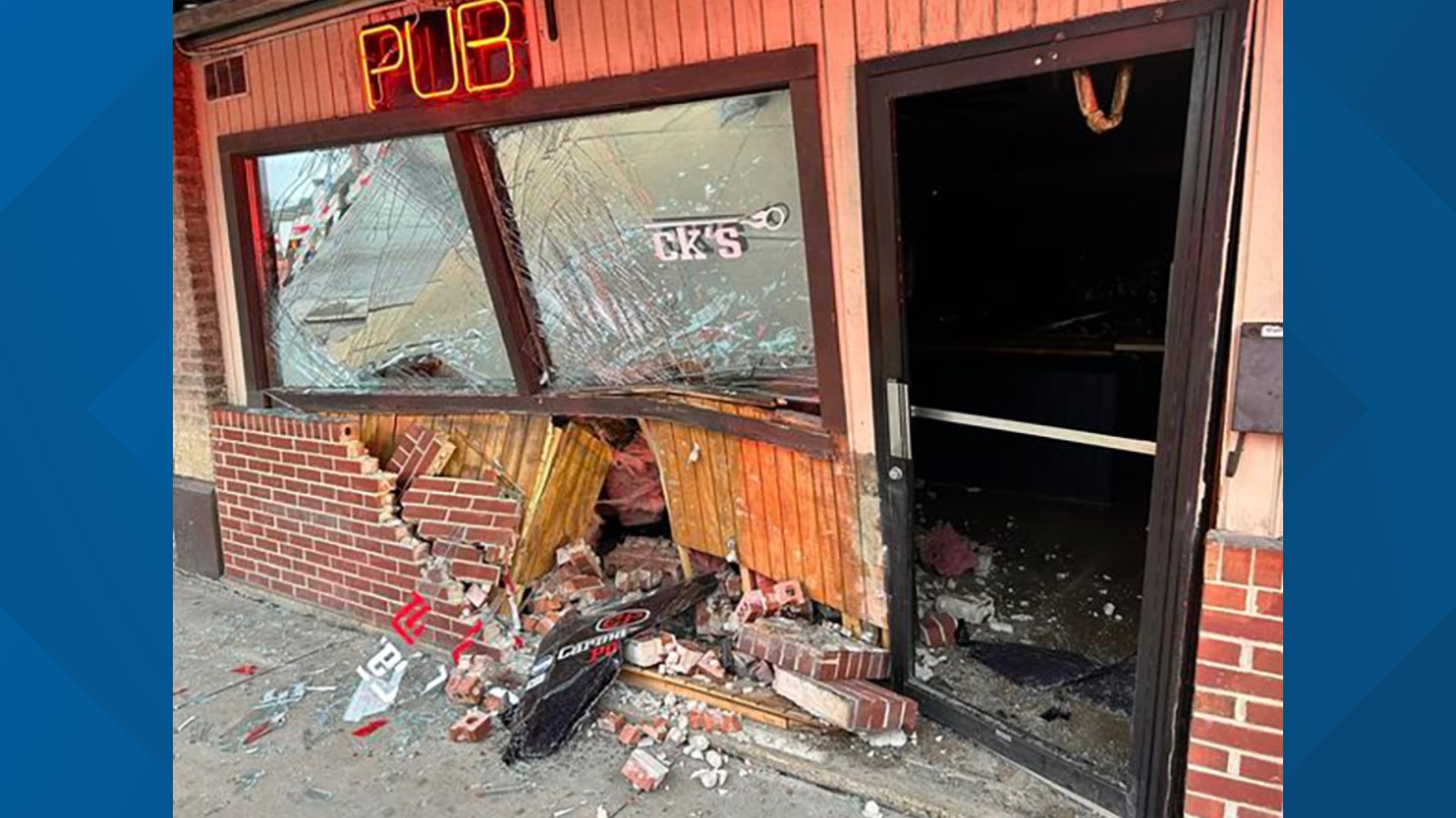 Thorntown man accused of ramming business, police car