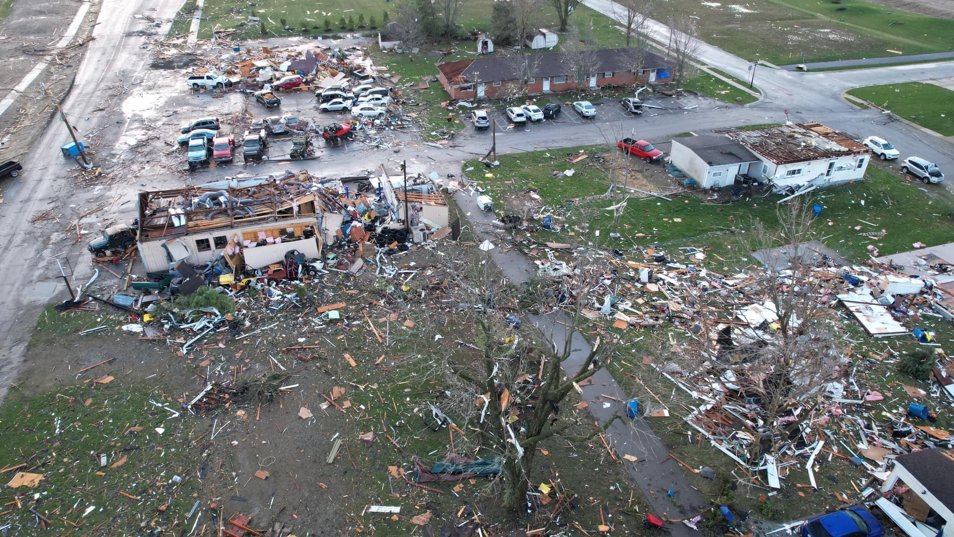 LIVE UPDATES: Severe storms, tornadoes in central Indiana wthr