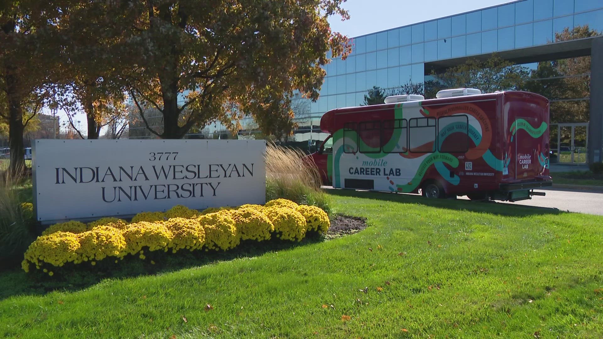 13News reporter Karen Campbell reports from Marion where Indiana Wesleyan University has unveiled its new Mobile Career Lab.