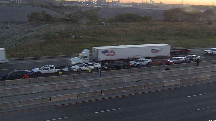 8-car pileup slows I-465 traffic on Indy's south side