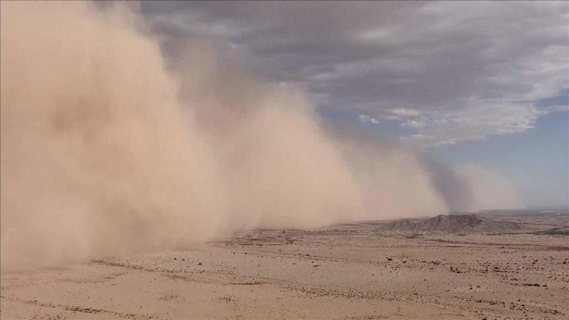 WATCH: Massive "wall of dust" storm blows through Phoenix area | wthr.com