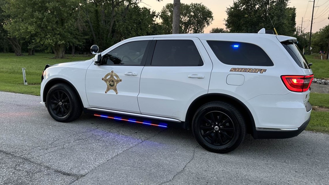 Hendricks Co. deputies investigating deadly crash
