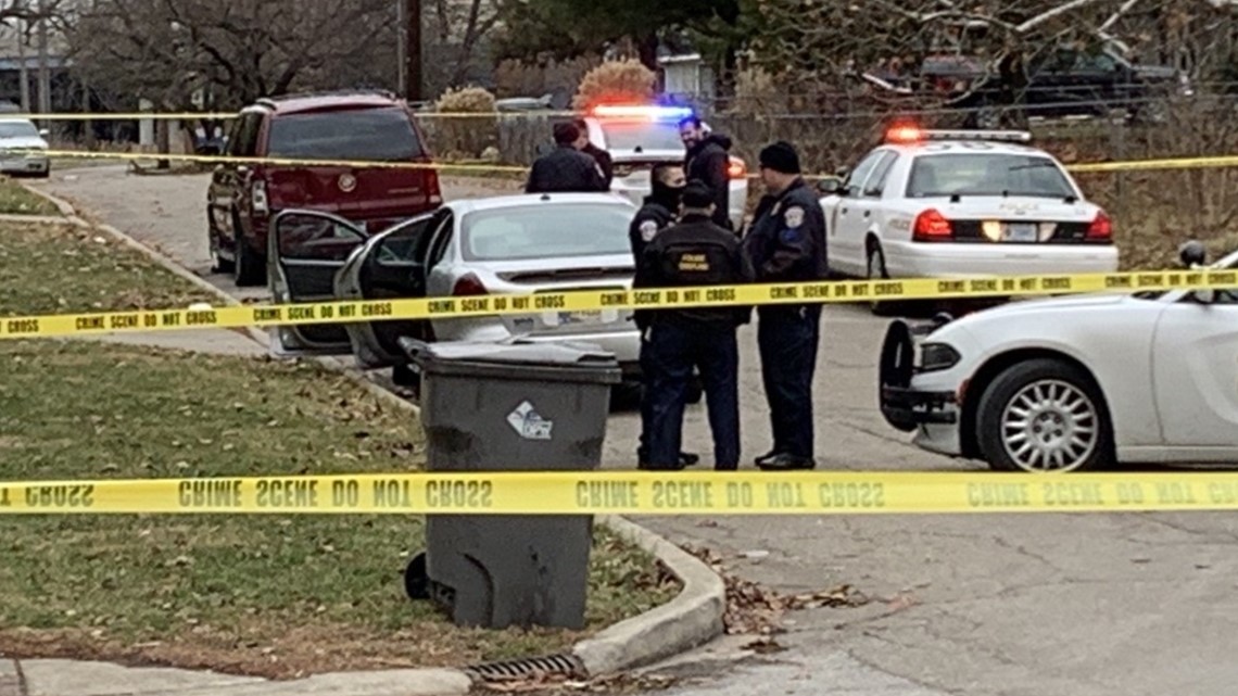 Fishers pay tribute to fallen Elwood officer at community event