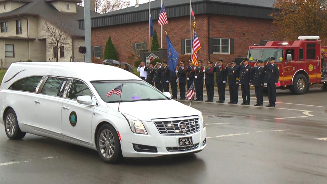 Soldier killed in convoy crash honored and laid to rest in Frankfort