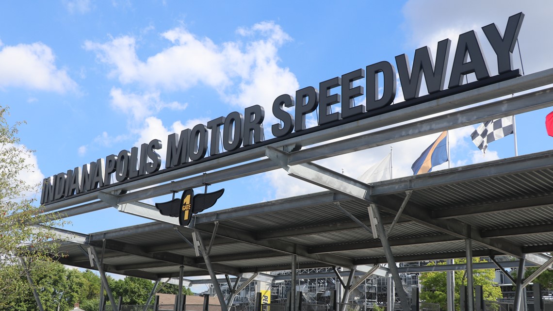 'I bought a fake badge online' | 69-year-old Carmel man accused of using fake sheriff's badge to enter Indianapolis Motor Speedway