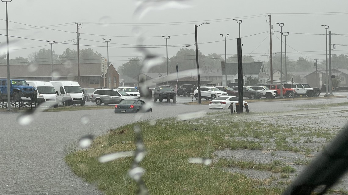 Flash flood warnings issued; drivers reported stranded on east central Indiana streets - Vimarsana News