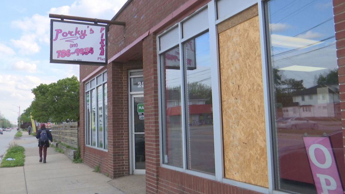'You never think it's going to happen to you' | Garfield Park business owners cleaning up after early morning burglaries