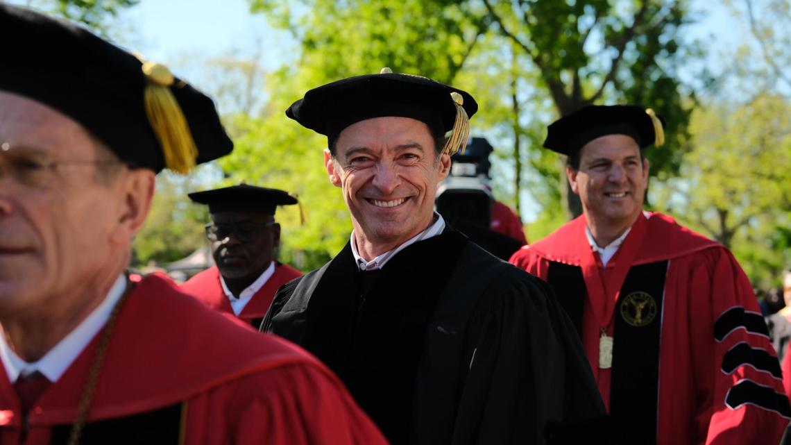 The university conferred 2,800 degrees to graduates from its doctoral, specialist, master’s and baccalaureate programs during the ceremony.