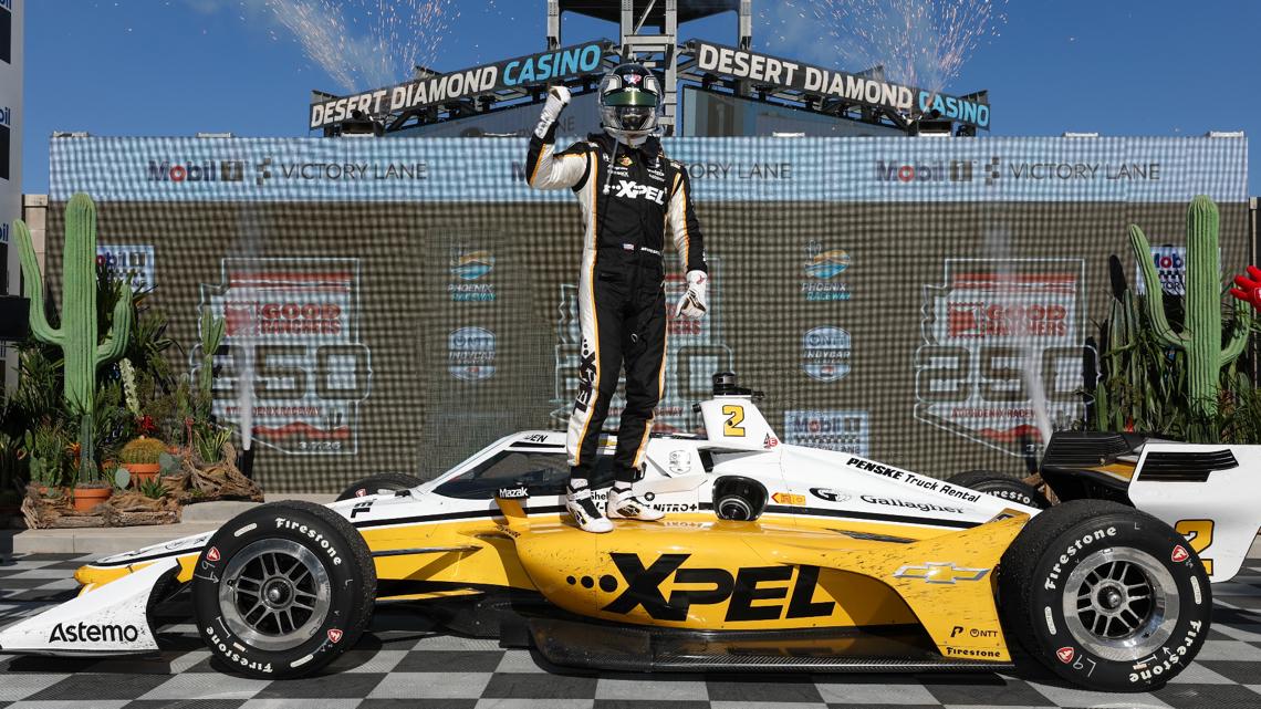 Gold Win 
ゴールドウィン ウエア上下 Josef Newgarden wins at Phoenix and moves atop the IndyCar