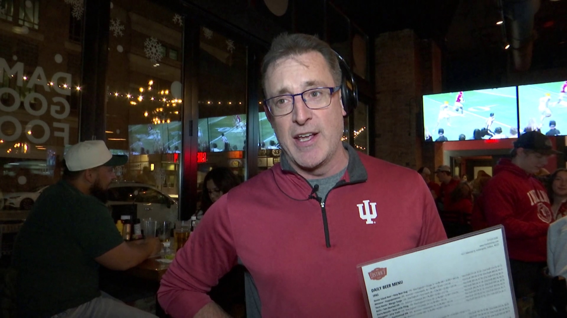 IU fans hold Curt Cignetti look-alike contest at the District Tap in ...