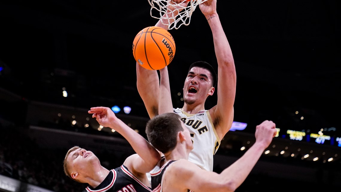 No. 1 Purdue beats Davidson 6961