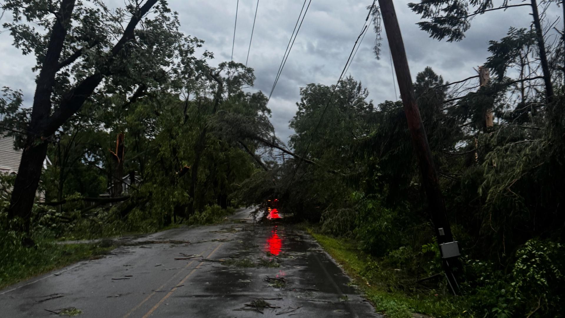 Officials search tornado-damaged areas after strong storms hit Illinois ...